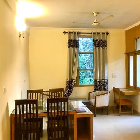 Tulip Palm Hotel Jaipur Ngoại thất bức ảnh