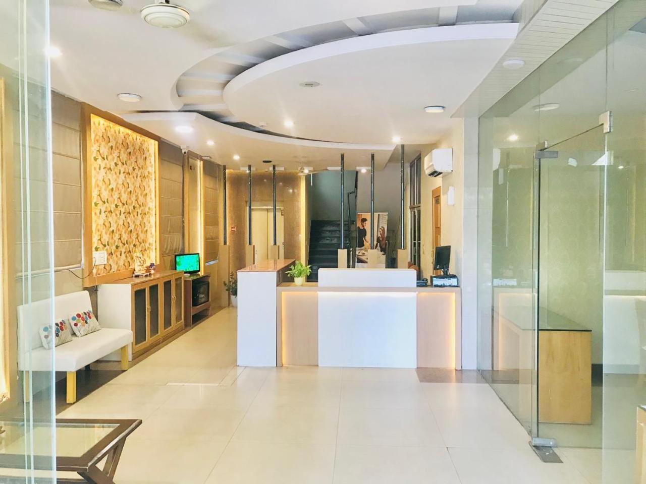 Tulip Palm Hotel Jaipur Ngoại thất bức ảnh